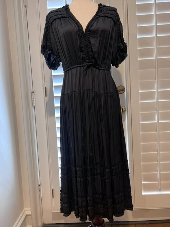 Ulla Johnson Dresses & Skirts - Ulla Johnson Midi dress, Black, Silk-like, Size 8